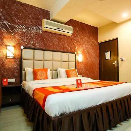 Oyo 8786 Hotel Maan Residency Ahmadábád Kültér fotó