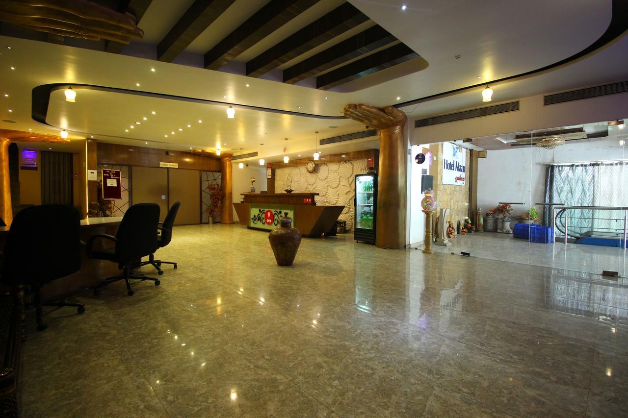 Oyo 8786 Hotel Maan Residency Ahmadábád Kültér fotó