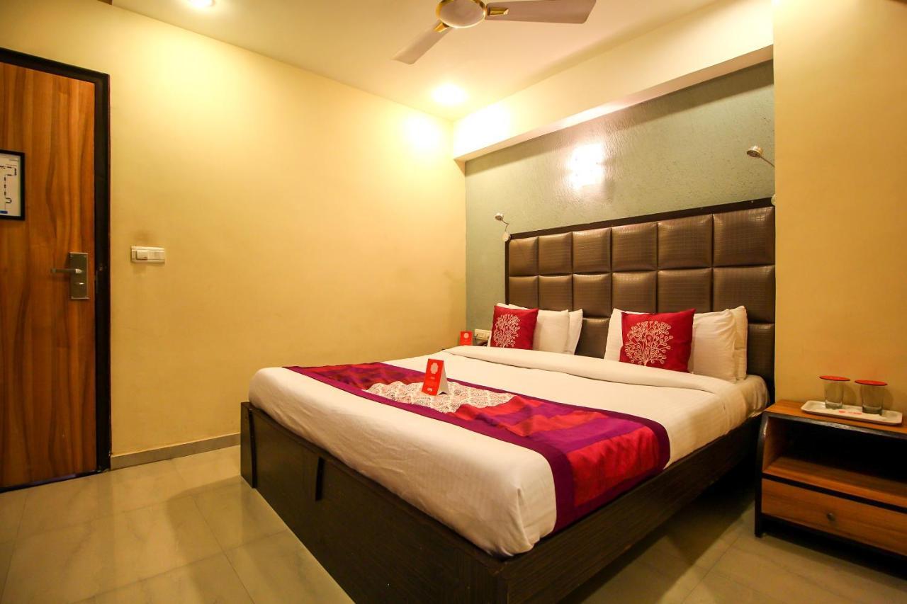 Oyo 8786 Hotel Maan Residency Ahmadábád Kültér fotó